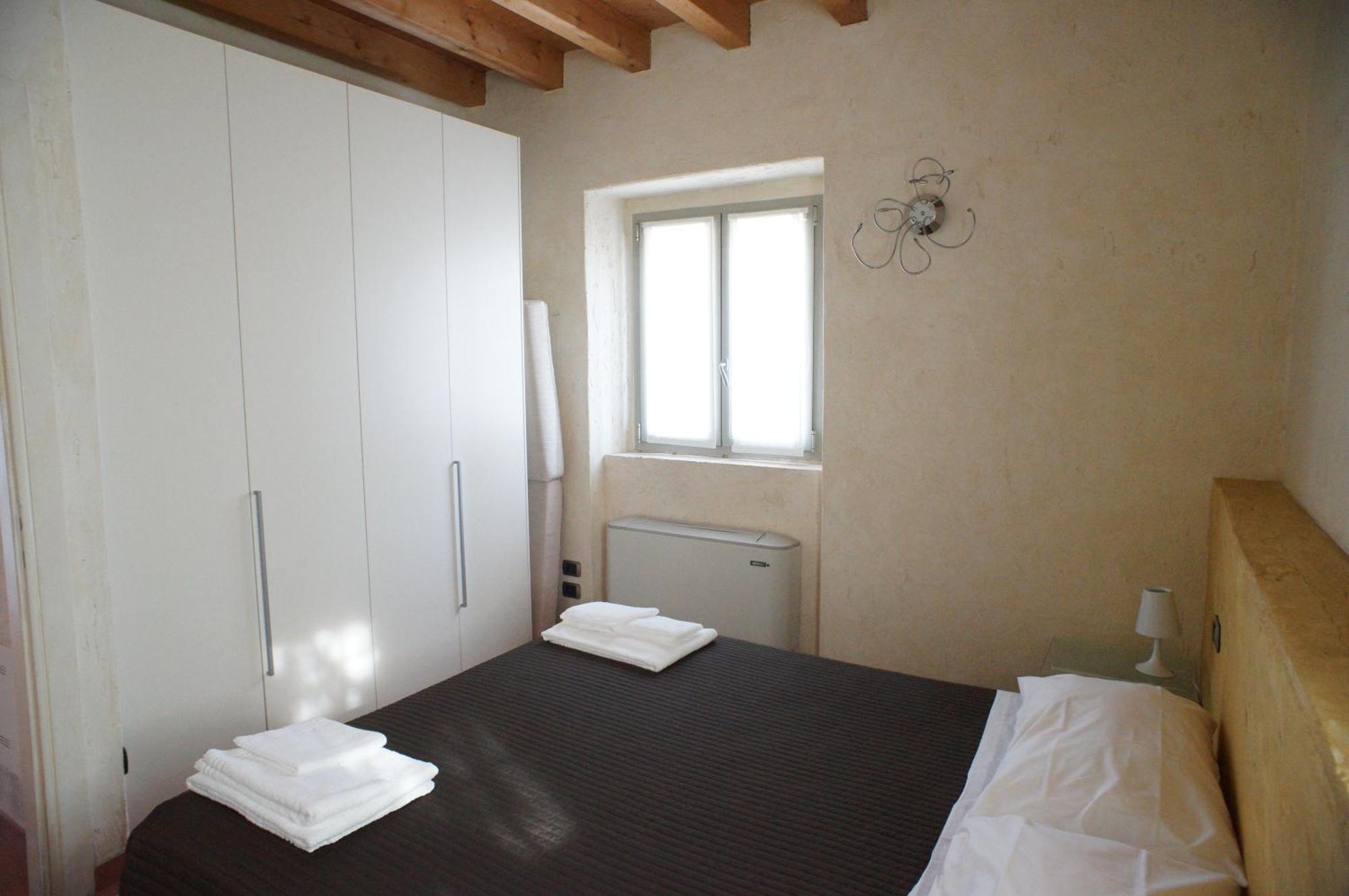 Corte Breda, Agriturismo Bed&Breakfast Chiari Eksteriør bilde